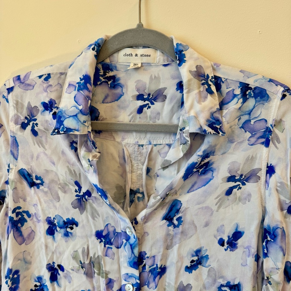 Anthropology Cloth & Stone Button Down Blouse - Picture 3 of 4